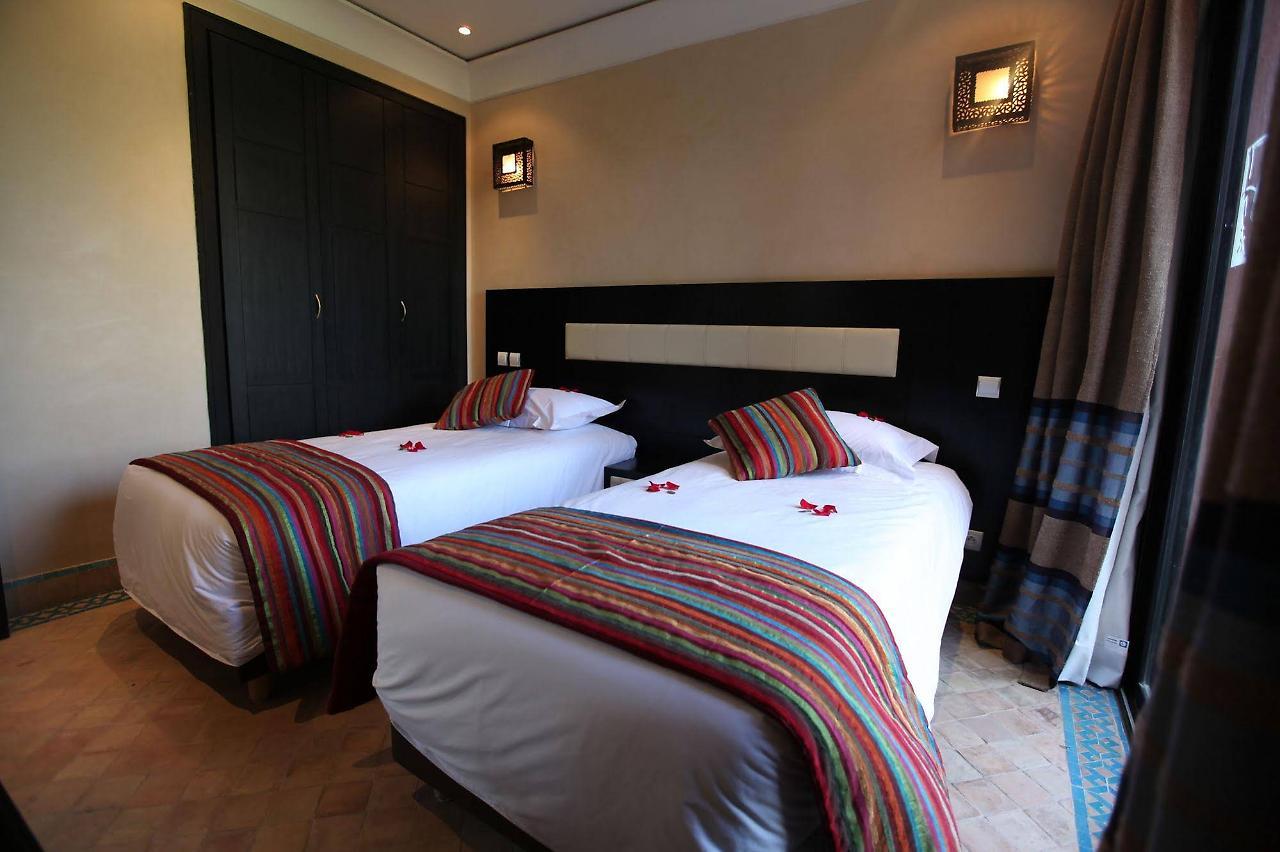 Les Jardins De Zyriab Bed & Breakfast Aït Hamid Eksteriør bilde